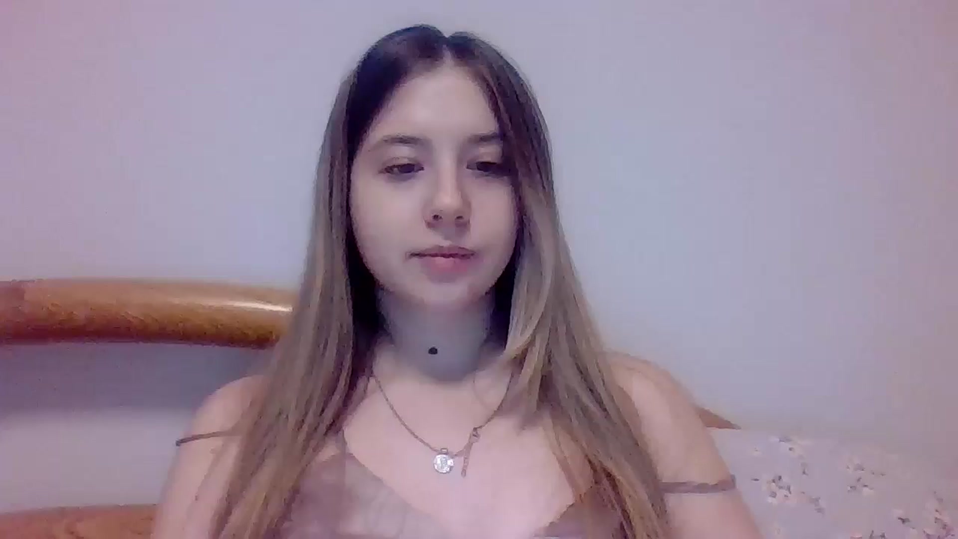 Gallery image thumbnail from Cute_girl333's myfreecams stream on, 12/25/2025, 23:17 image 19 of 20