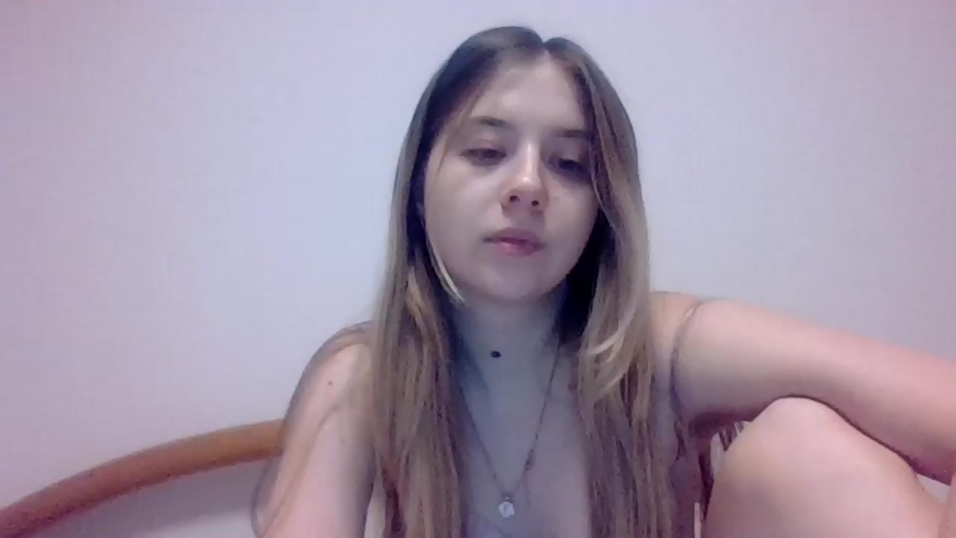 Gallery image thumbnail from Cute_girl333's myfreecams stream on, 12/25/2025, 23:17 image 6 of 20
