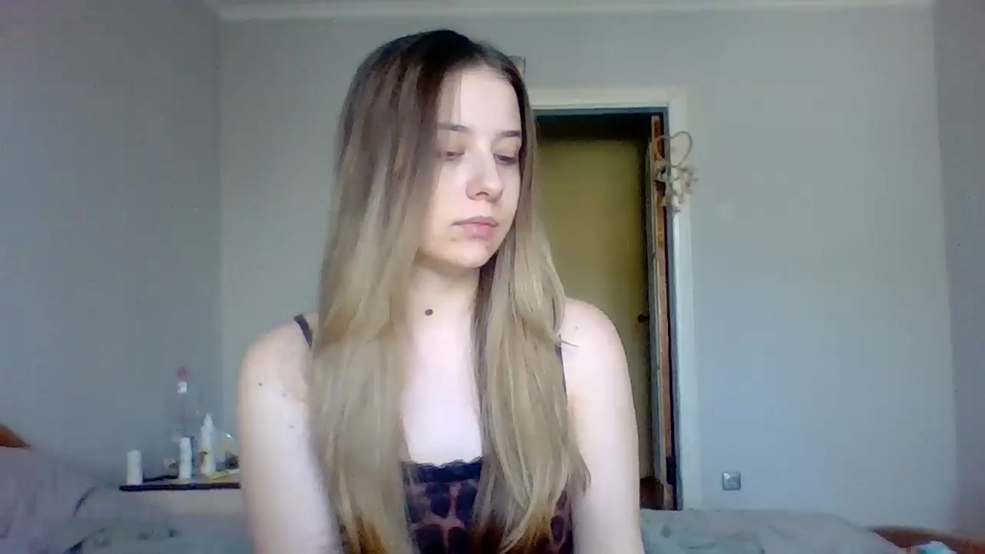 Gallery image thumbnail from Cute_girl333's myfreecams stream on, 03/07/2026, 11:15 image 12 of 20