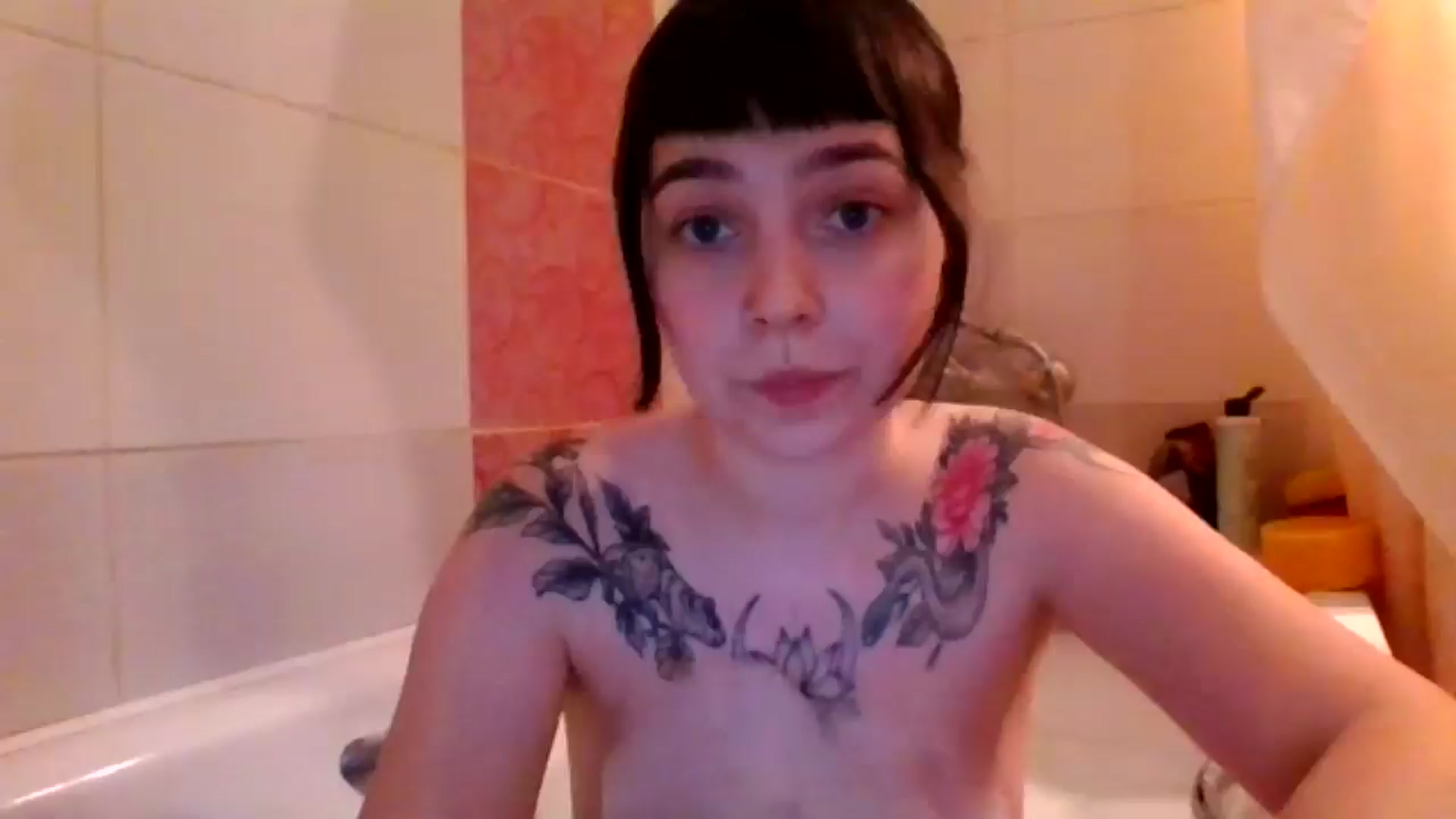 Gallery image thumbnail from Cute_hanna's myfreecams stream on, 02/23/2025, 16:22 image 16 of 20