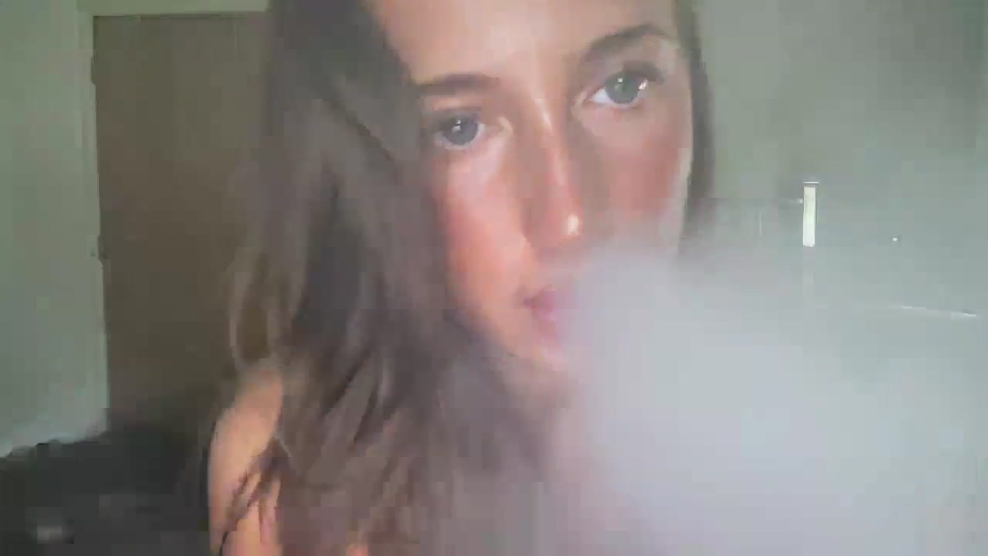 Gallery image thumbnail from Cutebx1's myfreecams stream on, 09/20/2023, 12:33 image 13 of 20