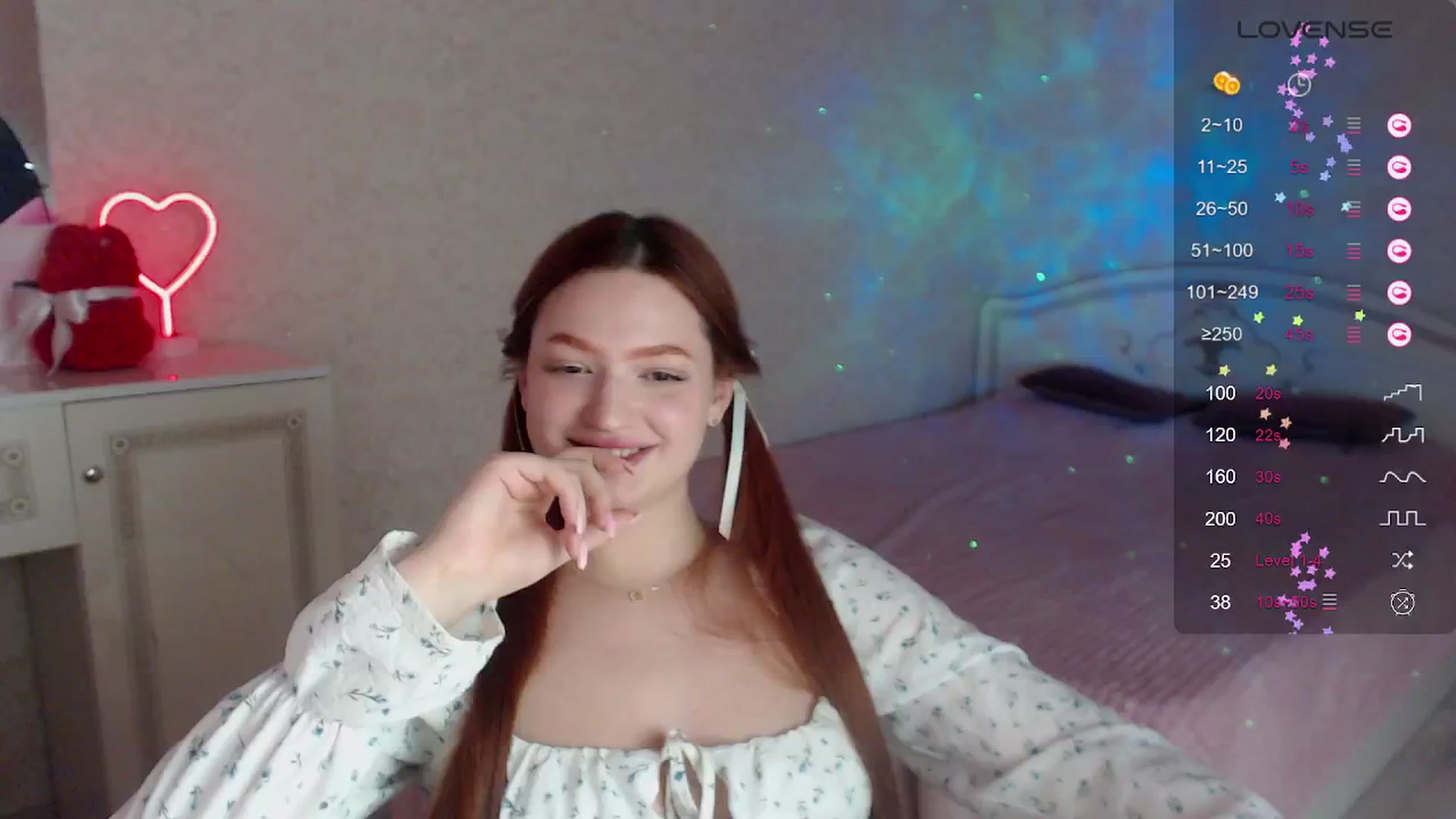 Gallery image thumbnail from CuteeBambi's myfreecams stream on, 05/05/2024, 20:57 image 12 of 20
