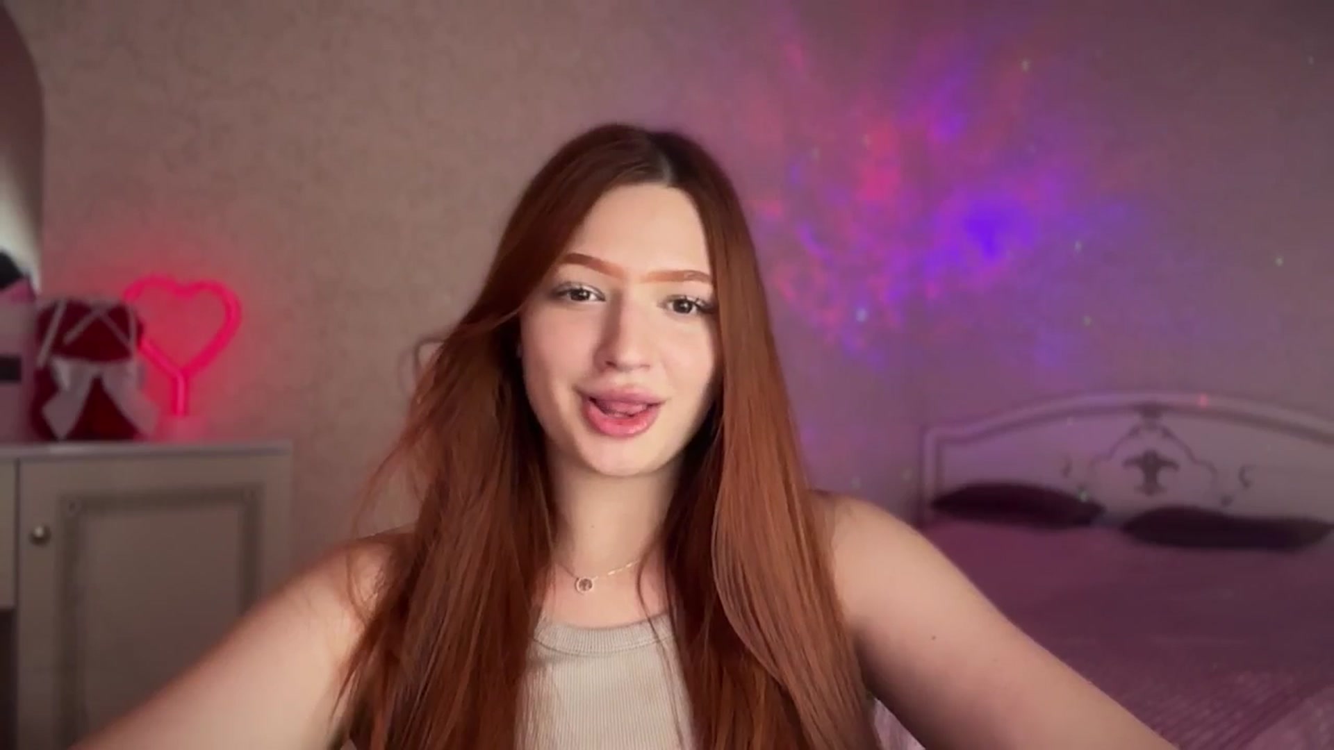 Gallery image thumbnail from CuteeBambi's myfreecams stream on, 05/07/2024, 18:06 image 18 of 20