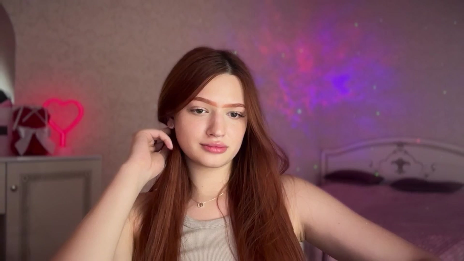 Gallery image thumbnail from CuteeBambi's myfreecams stream on, 05/07/2024, 18:06 image 20 of 20