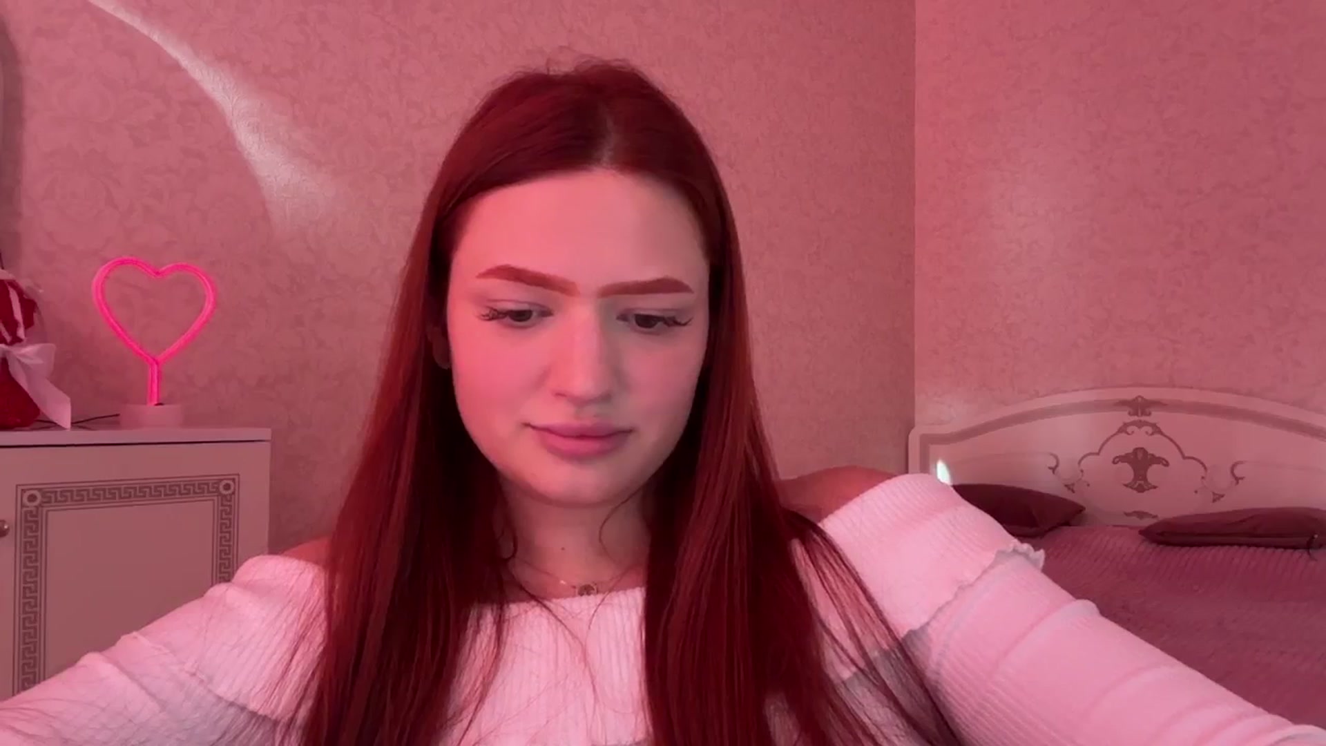 Gallery image thumbnail from CuteeBambi's myfreecams stream on, 05/16/2024, 15:42 image 16 of 20