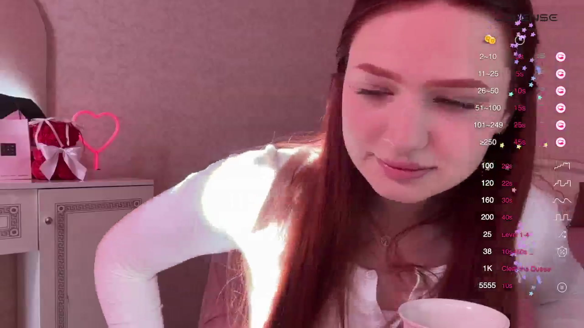 Gallery image thumbnail from CuteeBambi's myfreecams stream on, 05/20/2024, 14:44 image 7 of 20