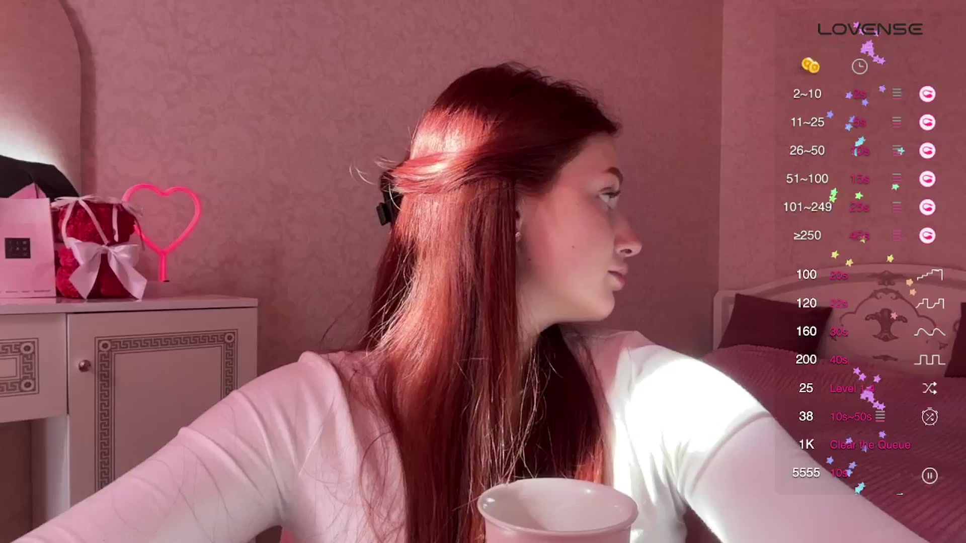 Gallery image thumbnail from CuteeBambi's myfreecams stream on, 05/20/2024, 14:44 image 6 of 20