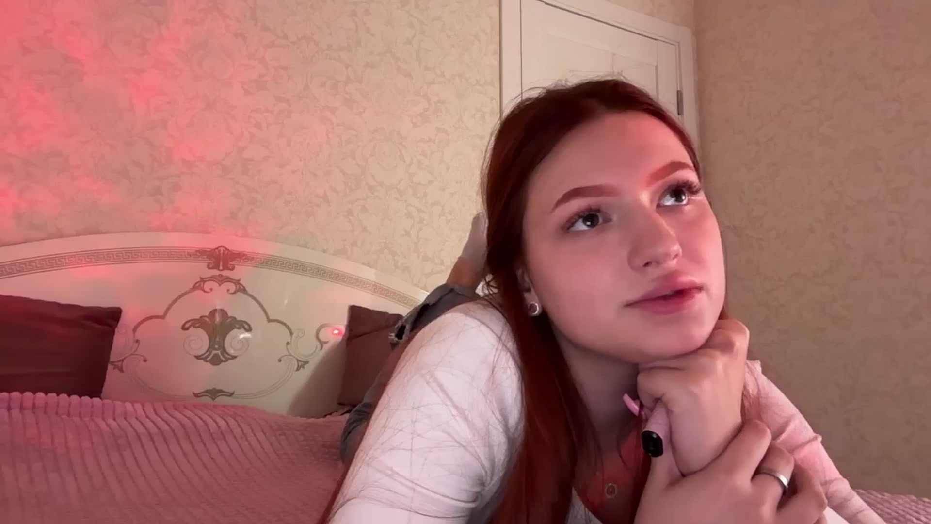 Gallery image thumbnail from CuteeBambi's myfreecams stream on, 05/20/2024, 18:26 image 18 of 20