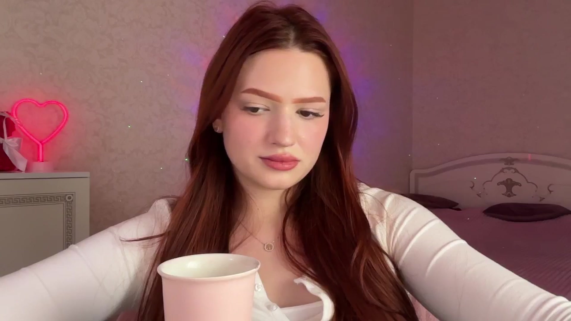 Gallery image thumbnail from CuteeBambi's myfreecams stream on, 05/27/2024, 16:47 image 15 of 20
