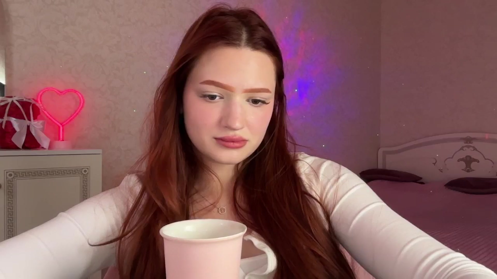 Gallery image thumbnail from CuteeBambi's myfreecams stream on, 05/27/2024, 16:47 image 14 of 20