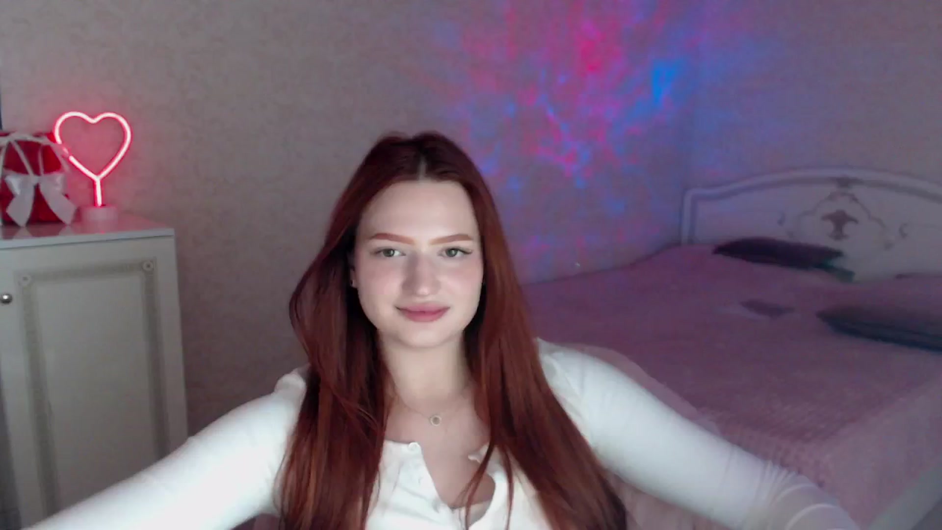 Gallery image thumbnail from CuteeBambi's myfreecams stream on, 05/27/2024, 19:57 image 7 of 20