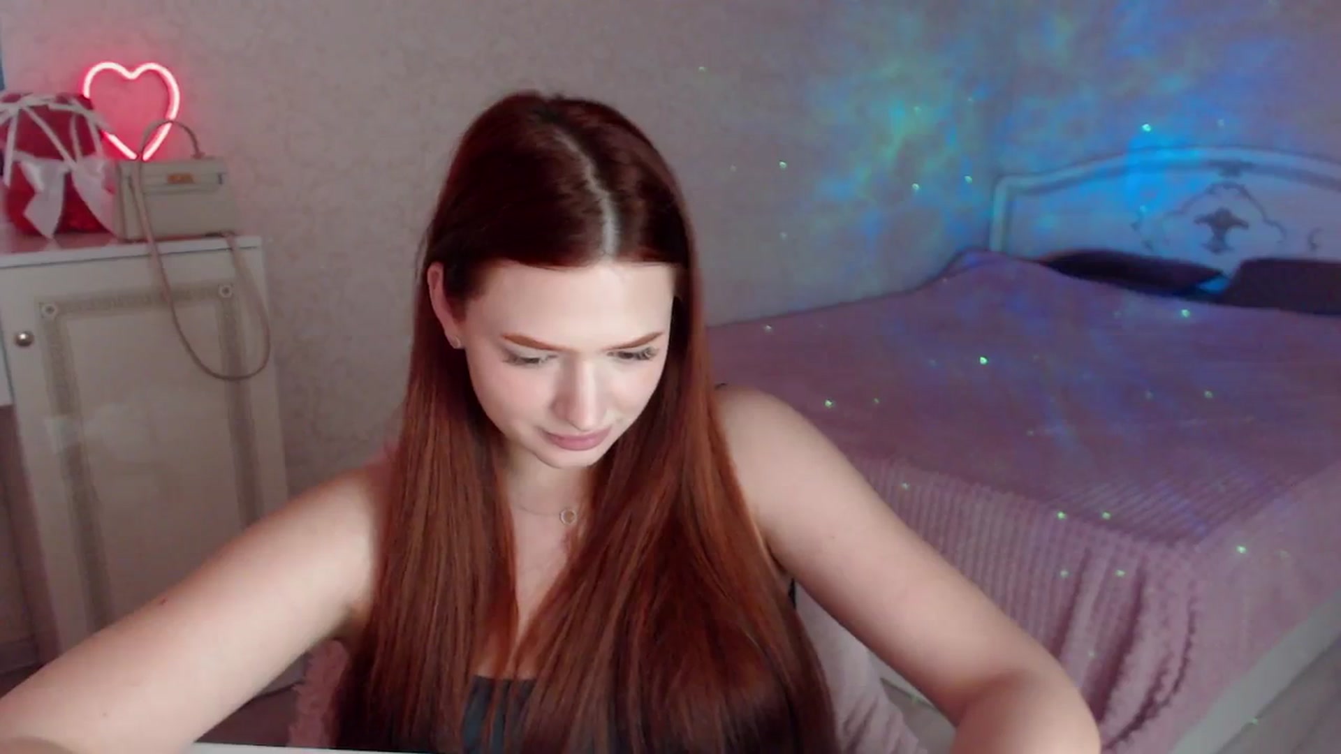 Gallery image thumbnail from CuteeBambi's myfreecams stream on, 05/28/2024, 16:54 image 17 of 20