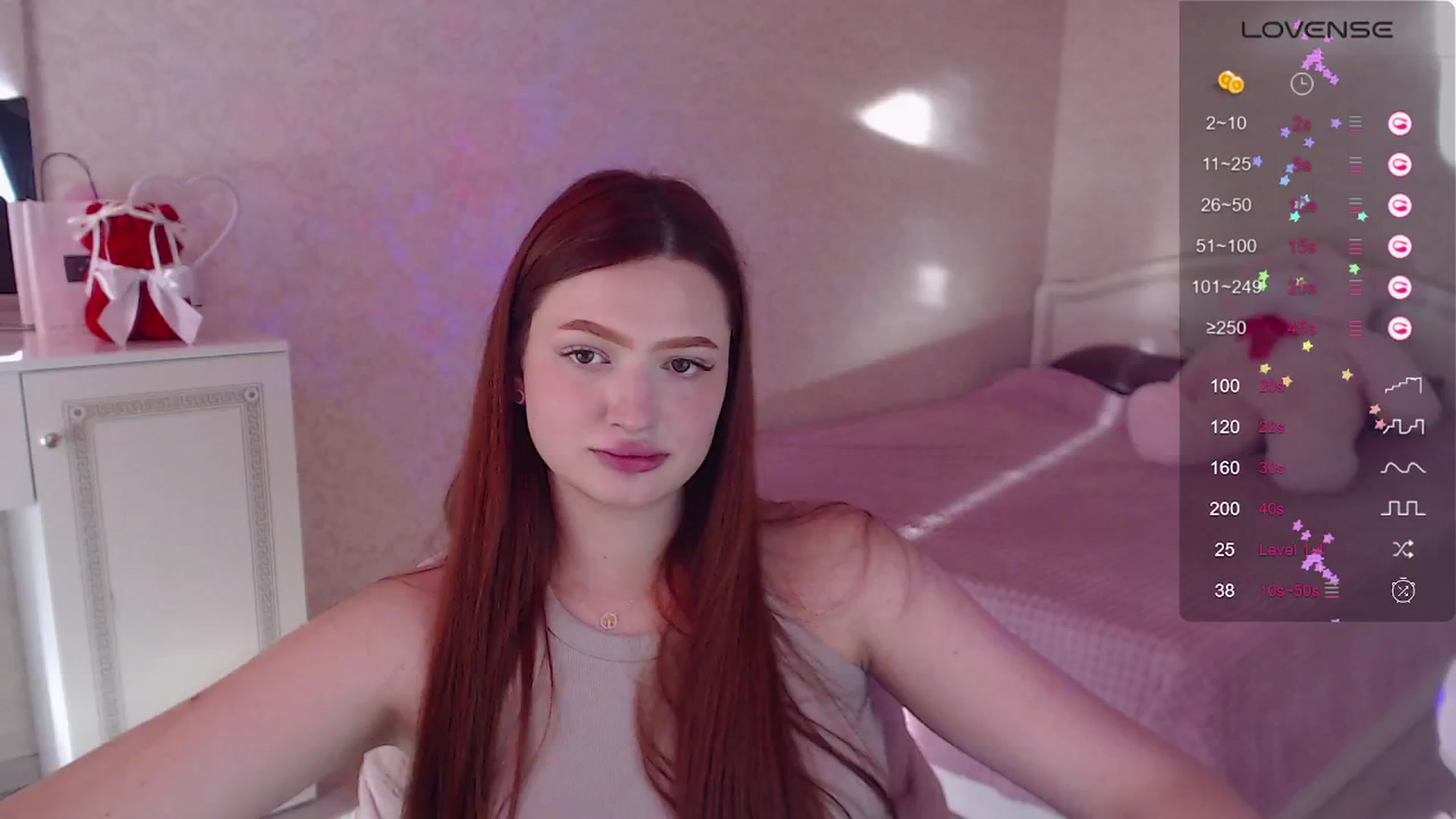 Gallery image thumbnail from CuteeBambi's myfreecams stream on, 06/01/2024, 17:14 image 2 of 20