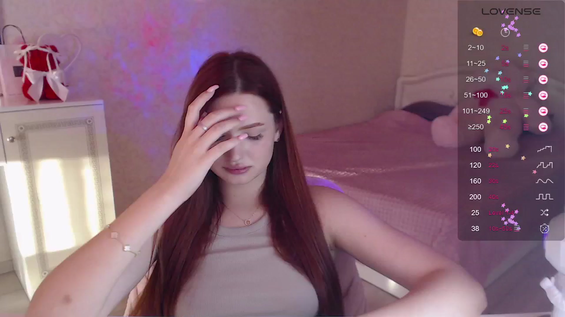 Gallery image thumbnail from CuteeBambi's myfreecams stream on, 06/01/2024, 17:14 image 17 of 20