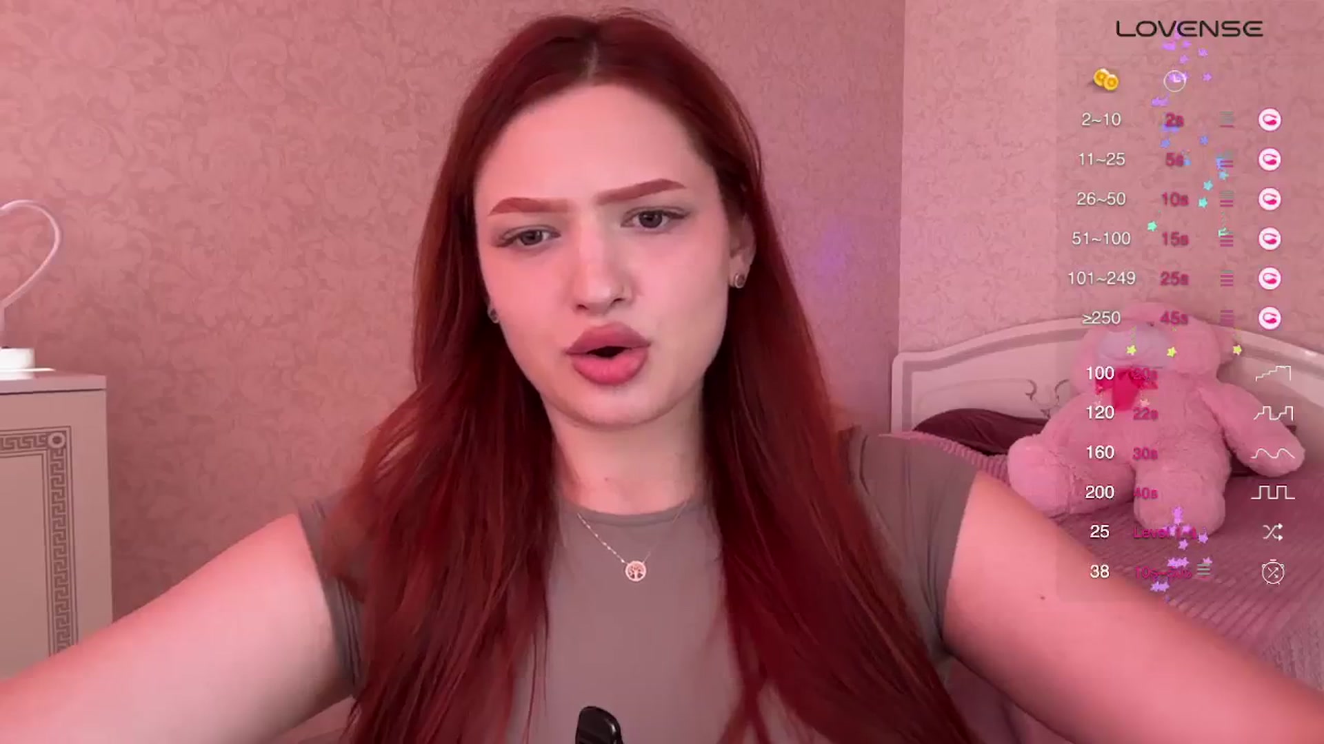 Gallery image thumbnail from CuteeBambi's myfreecams stream on, 06/03/2024, 15:33 image 12 of 20