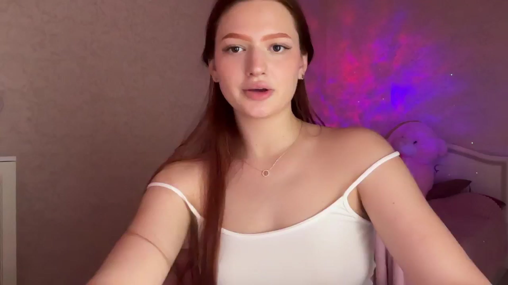 Gallery image thumbnail from CuteeBambi's myfreecams stream on, 06/05/2024, 17:57 image 15 of 20
