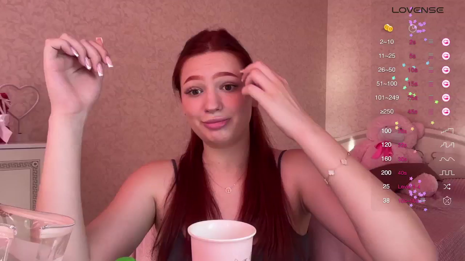 Gallery image thumbnail from CuteeBambi's myfreecams stream on, 06/07/2024, 16:03 image 1 of 20