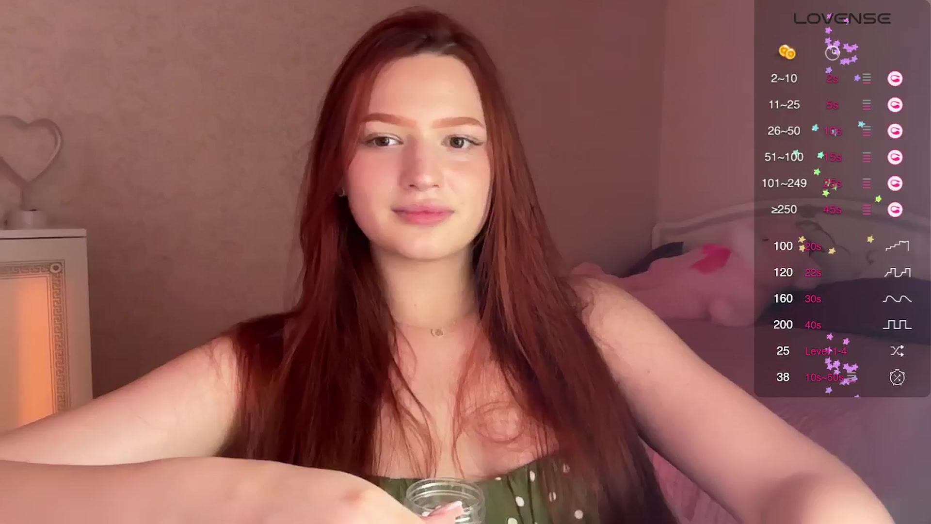 Gallery image thumbnail from CuteeBambi's myfreecams stream on, 06/19/2024, 18:07 image 10 of 20