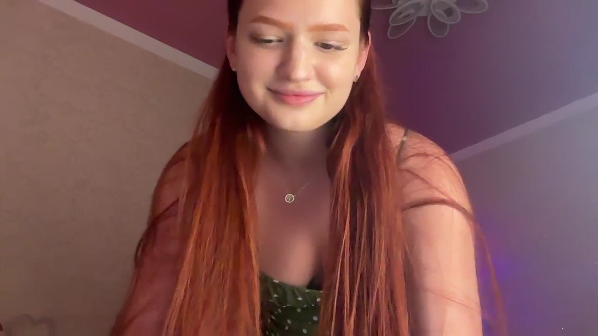 Gallery image thumbnail from CuteeBambi's myfreecams stream on, 06/20/2024, 20:11 image 20 of 20