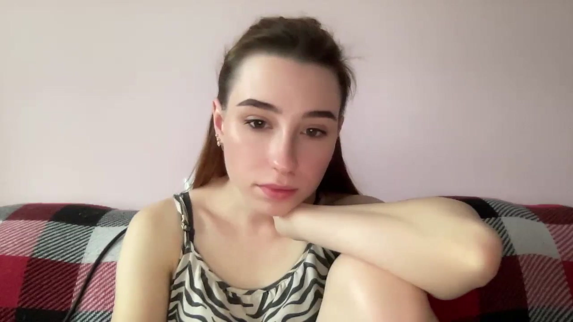 Gallery image thumbnail from Cutegirl's myfreecams stream on, 10/16/2023, 12:30 image 16 of 20