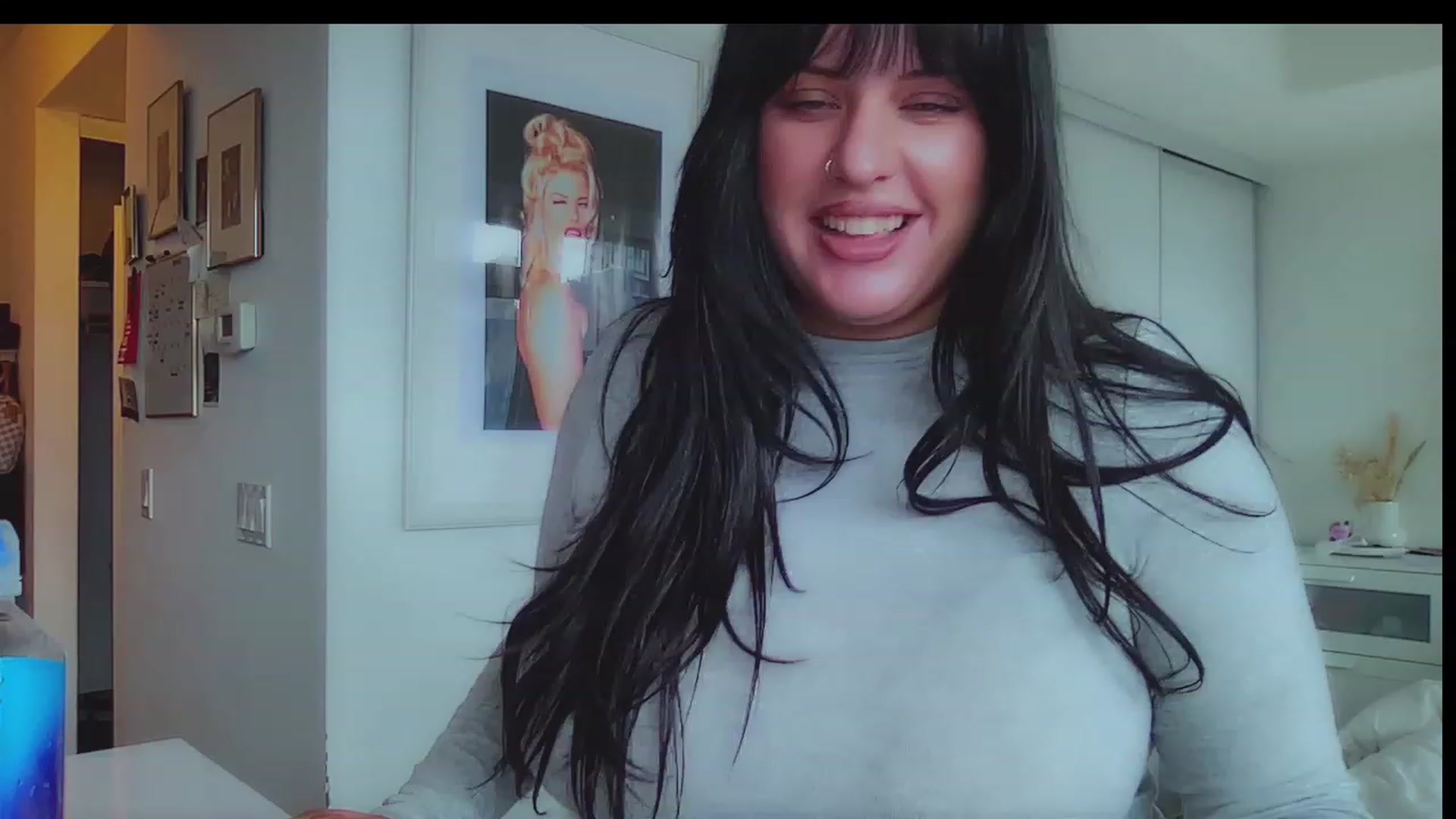 Gallery image thumbnail from CuteinCanada's myfreecams stream on, 10/31/2023, 17:06 image 18 of 20