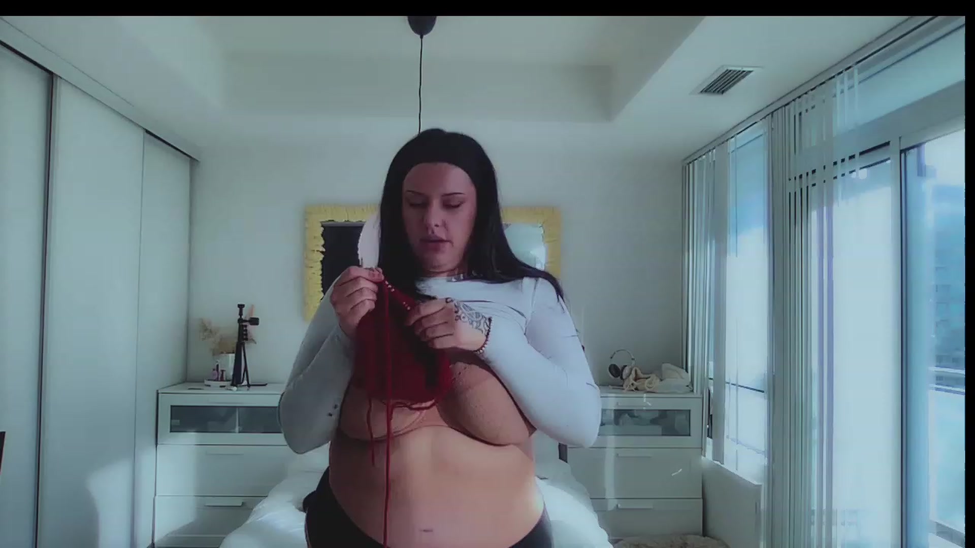 Gallery image thumbnail from CuteinCanada's myfreecams stream on, 11/25/2023, 19:43 image 3 of 20