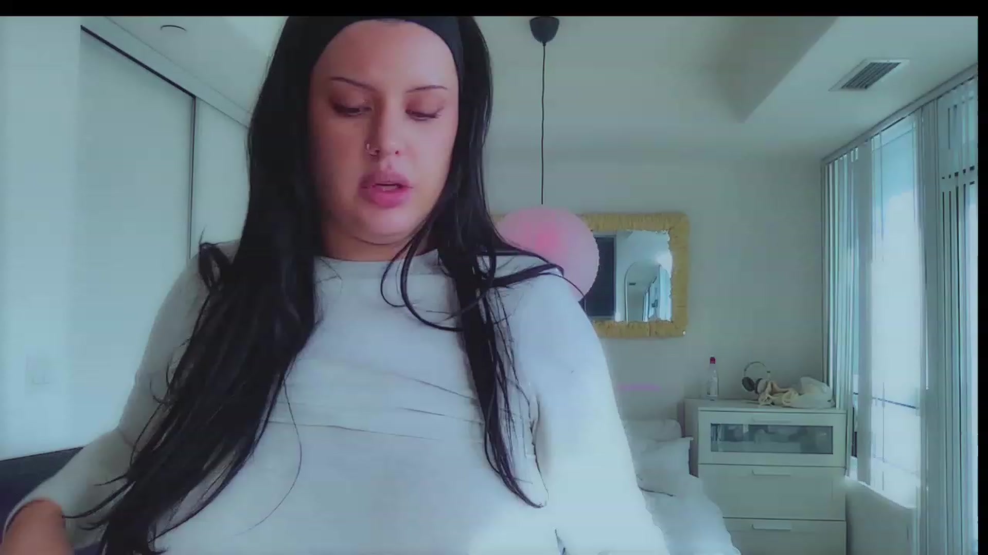 Gallery image thumbnail from CuteinCanada's myfreecams stream on, 11/25/2023, 19:43 image 16 of 20
