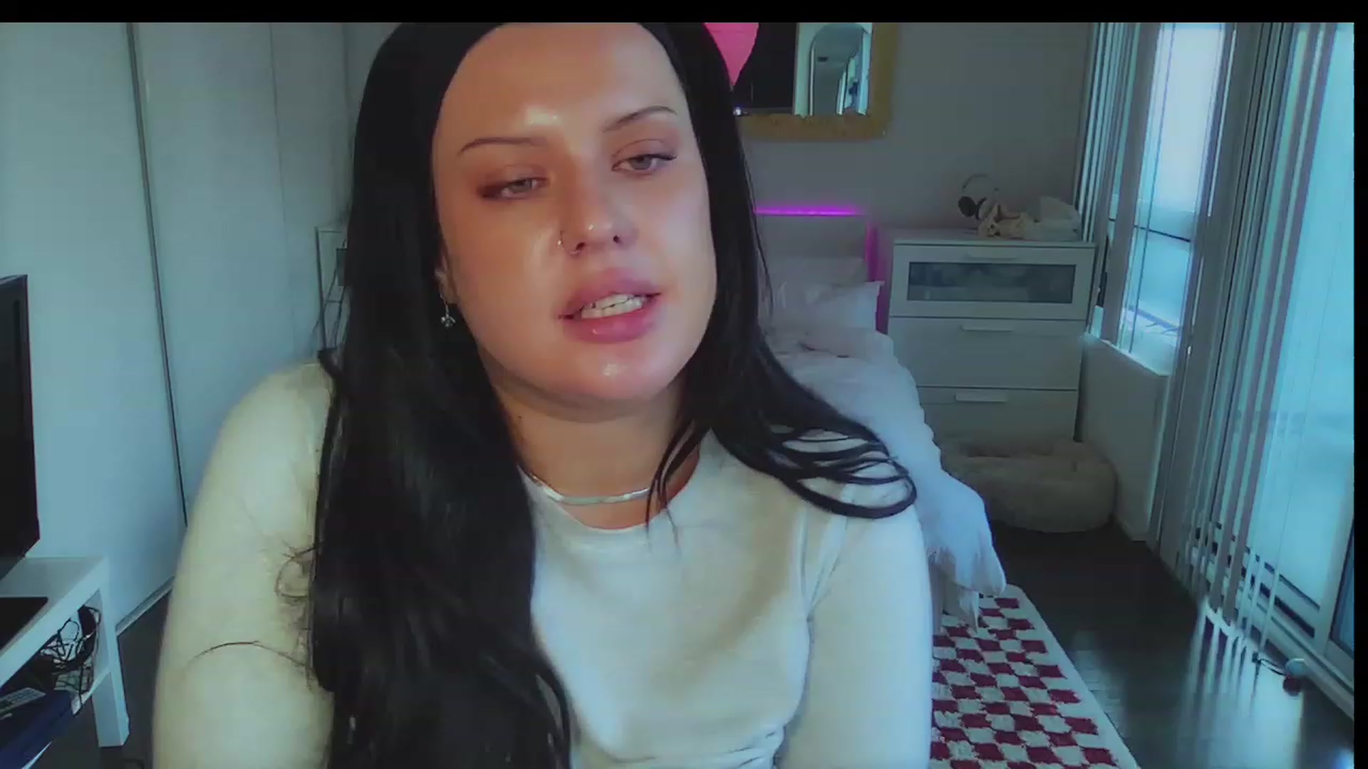 Gallery image thumbnail from CuteinCanada's myfreecams stream on, 11/25/2023, 21:22 image 18 of 20