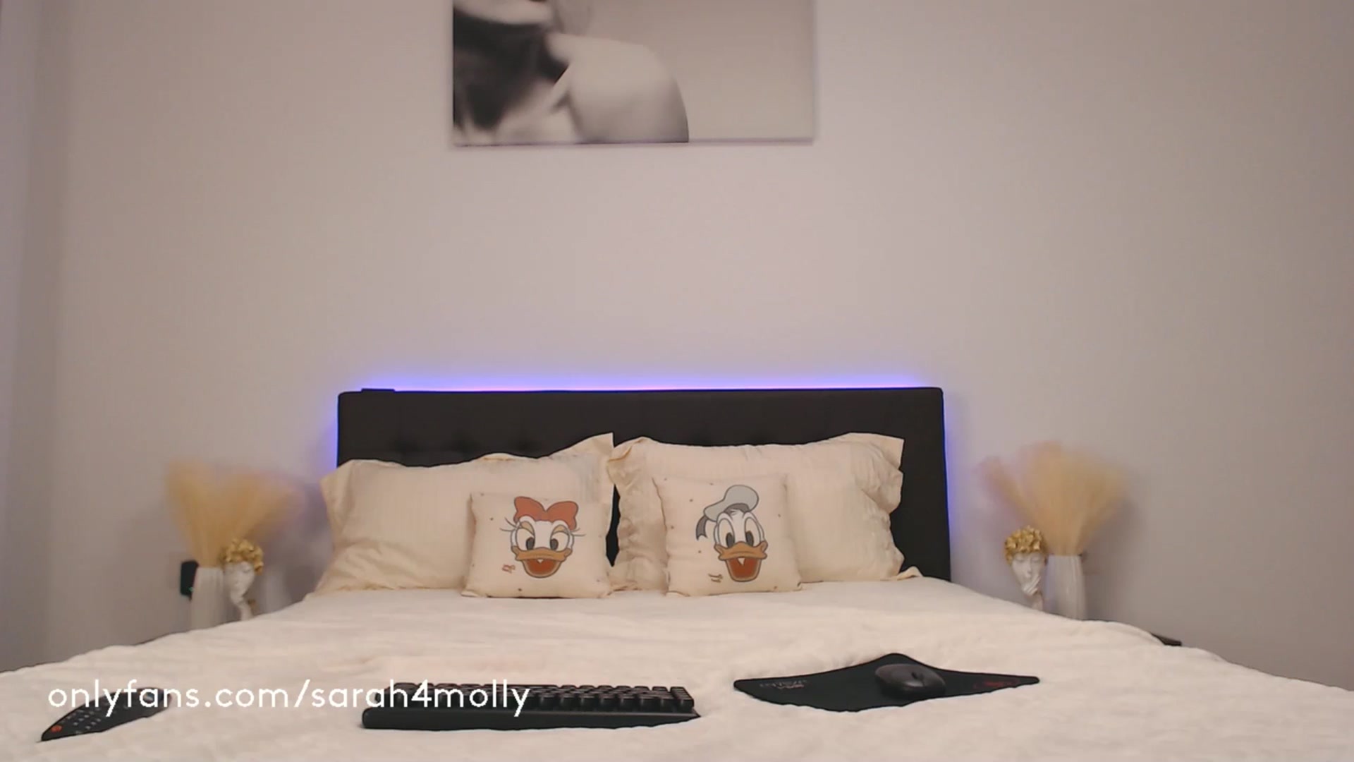 Gallery image thumbnail from Cutejessy23's myfreecams stream on, 12/23/2023, 19:23 image 19 of 20
