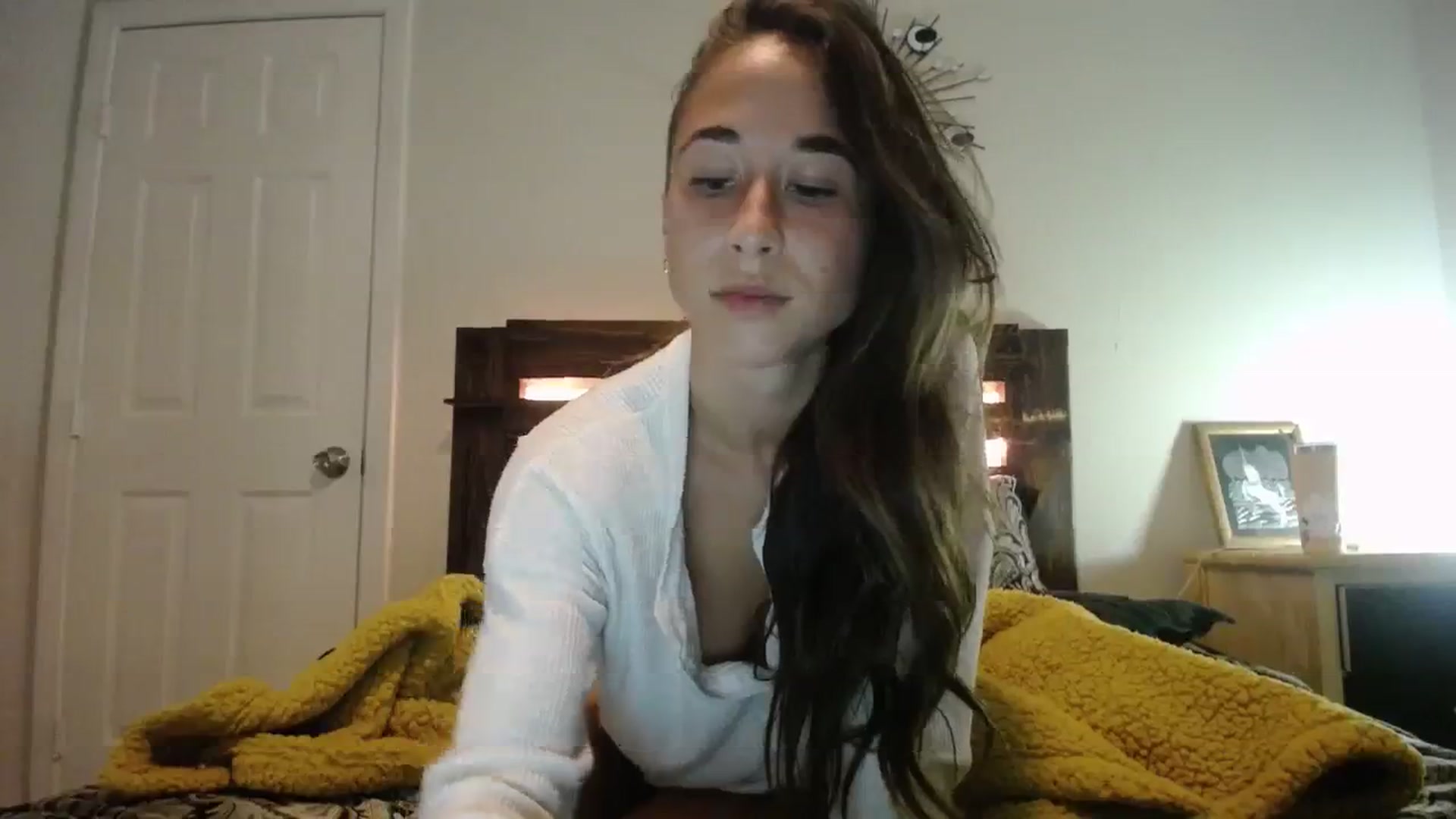 Gallery image thumbnail from Cutelittlefox's myfreecams stream on, 11/15/2023, 07:59 image 4 of 20