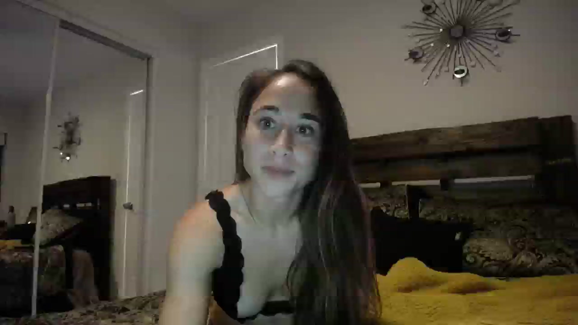 Gallery image thumbnail from Cutelittlefox's myfreecams stream on, 11/18/2023, 02:07 image 13 of 20