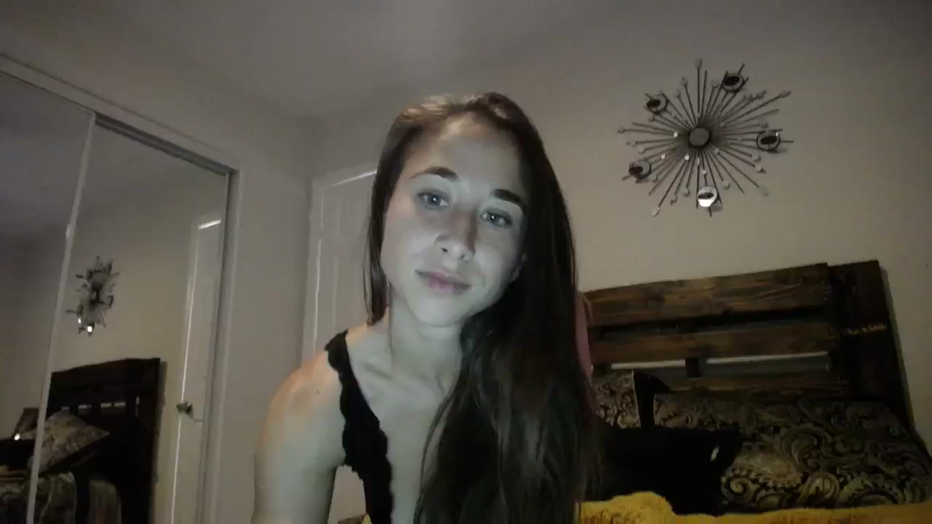 Gallery image thumbnail from Cutelittlefox's myfreecams stream on, 11/18/2023, 02:54 image 3 of 20