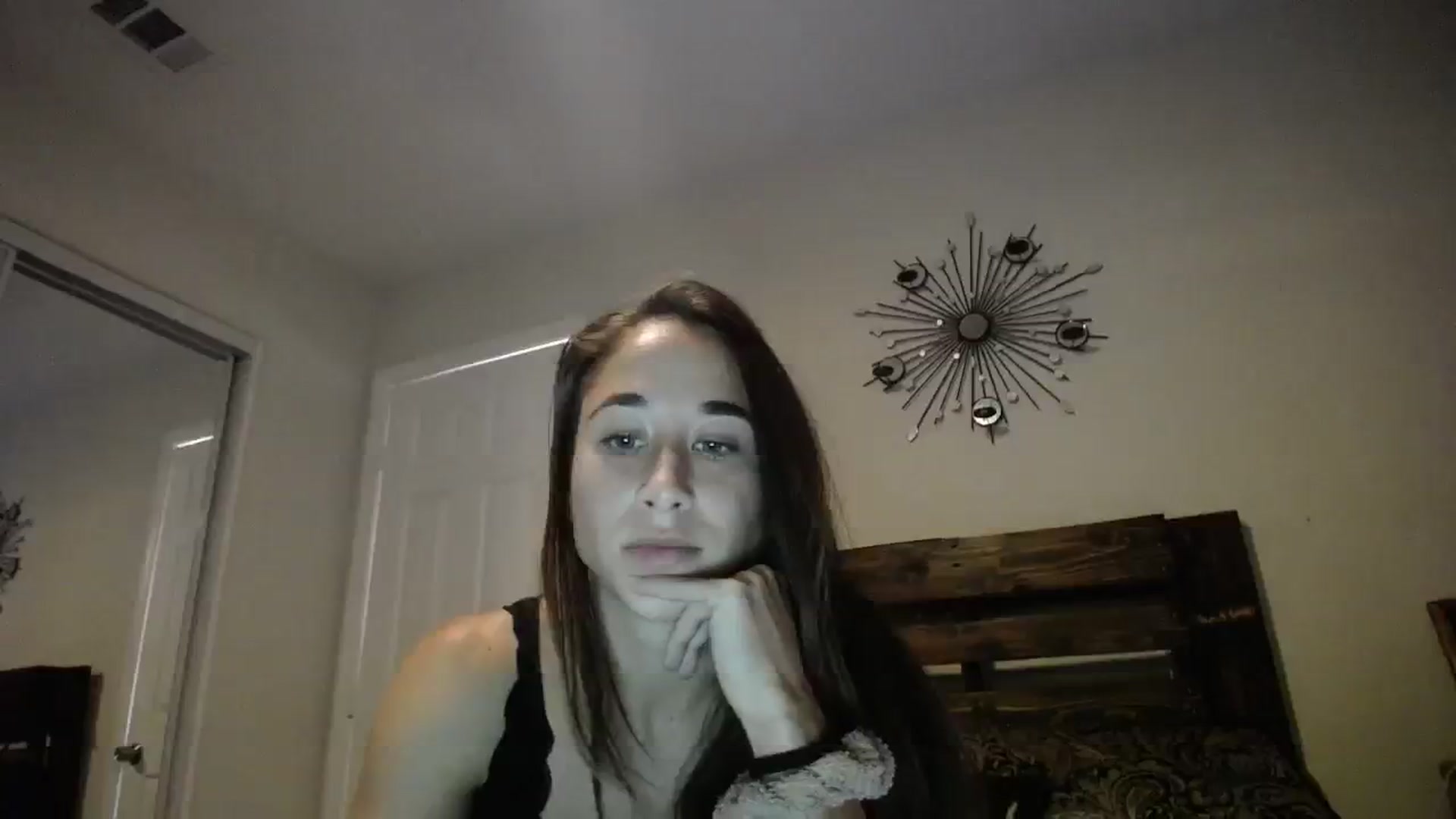 Gallery image thumbnail from Cutelittlefox's myfreecams stream on, 11/18/2023, 02:54 image 13 of 20