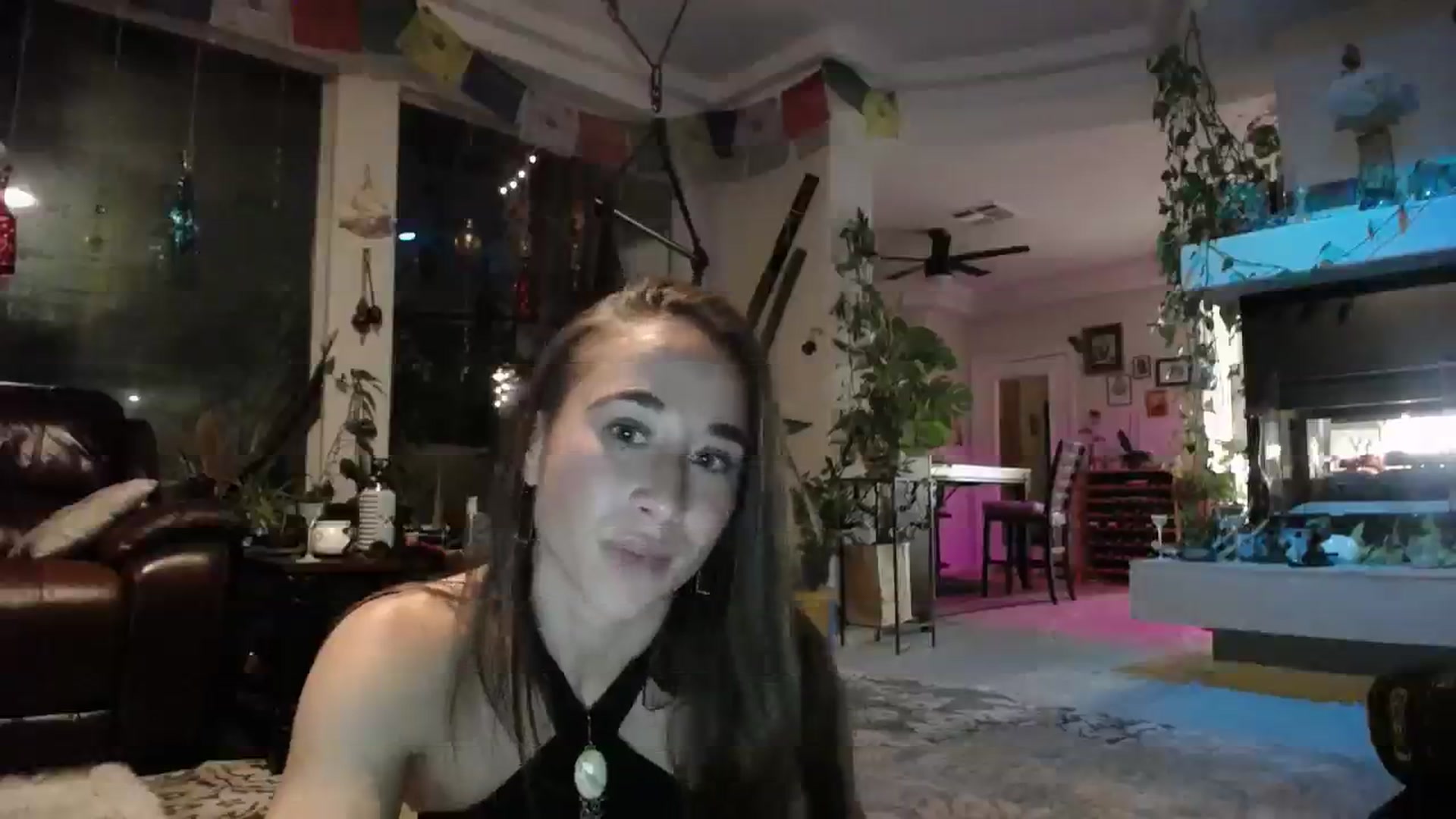 Gallery image thumbnail from Cutelittlefox's myfreecams stream on, 11/19/2023, 12:29 image 4 of 20