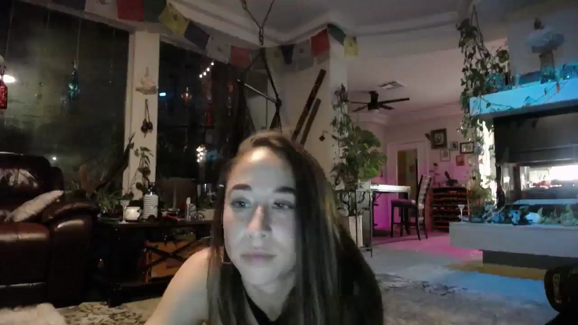 Gallery image thumbnail from Cutelittlefox's myfreecams stream on, 11/19/2023, 12:29 image 5 of 20