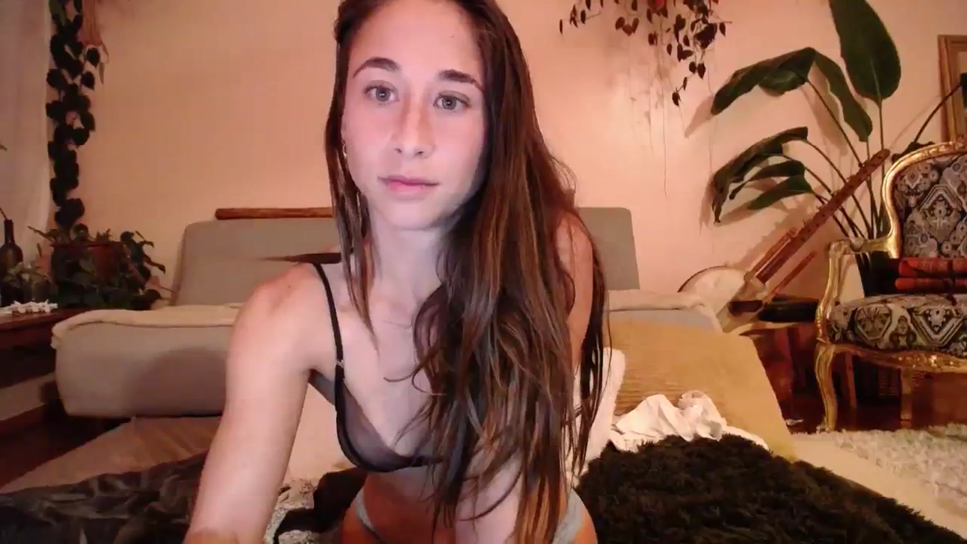 Gallery image thumbnail from Cutelittlefox's myfreecams stream on, 12/15/2023, 05:24 image 20 of 20
