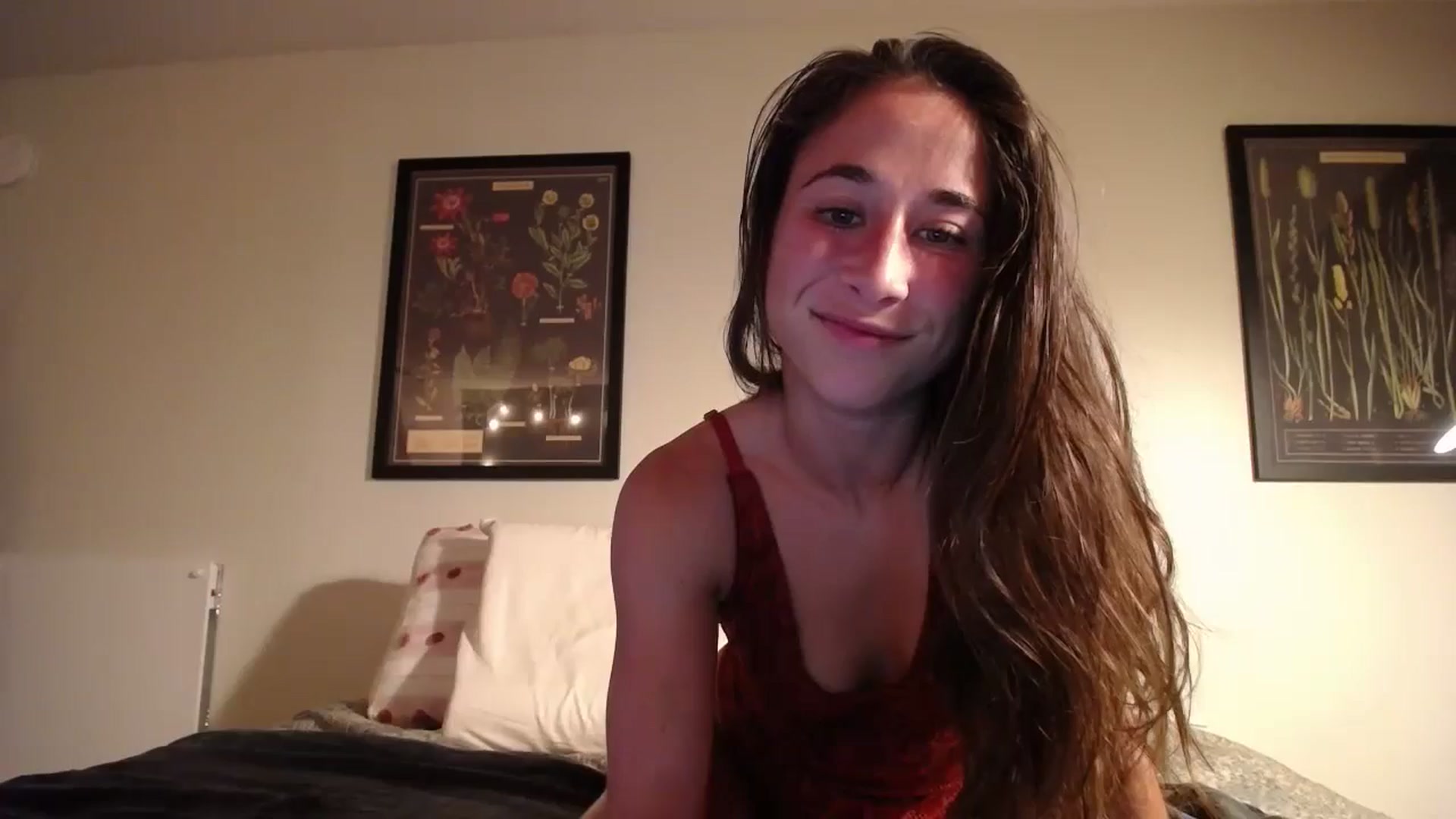 Gallery image thumbnail from Cutelittlefox's myfreecams stream on, 07/25/2024, 24:40 image 3 of 20
