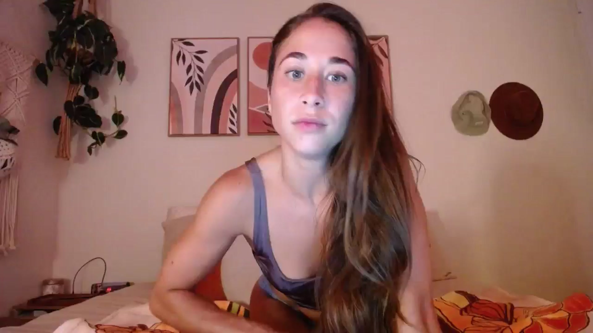 Gallery image thumbnail from Cutelittlefox's myfreecams stream on, 08/15/2024, 06:30 image 4 of 20