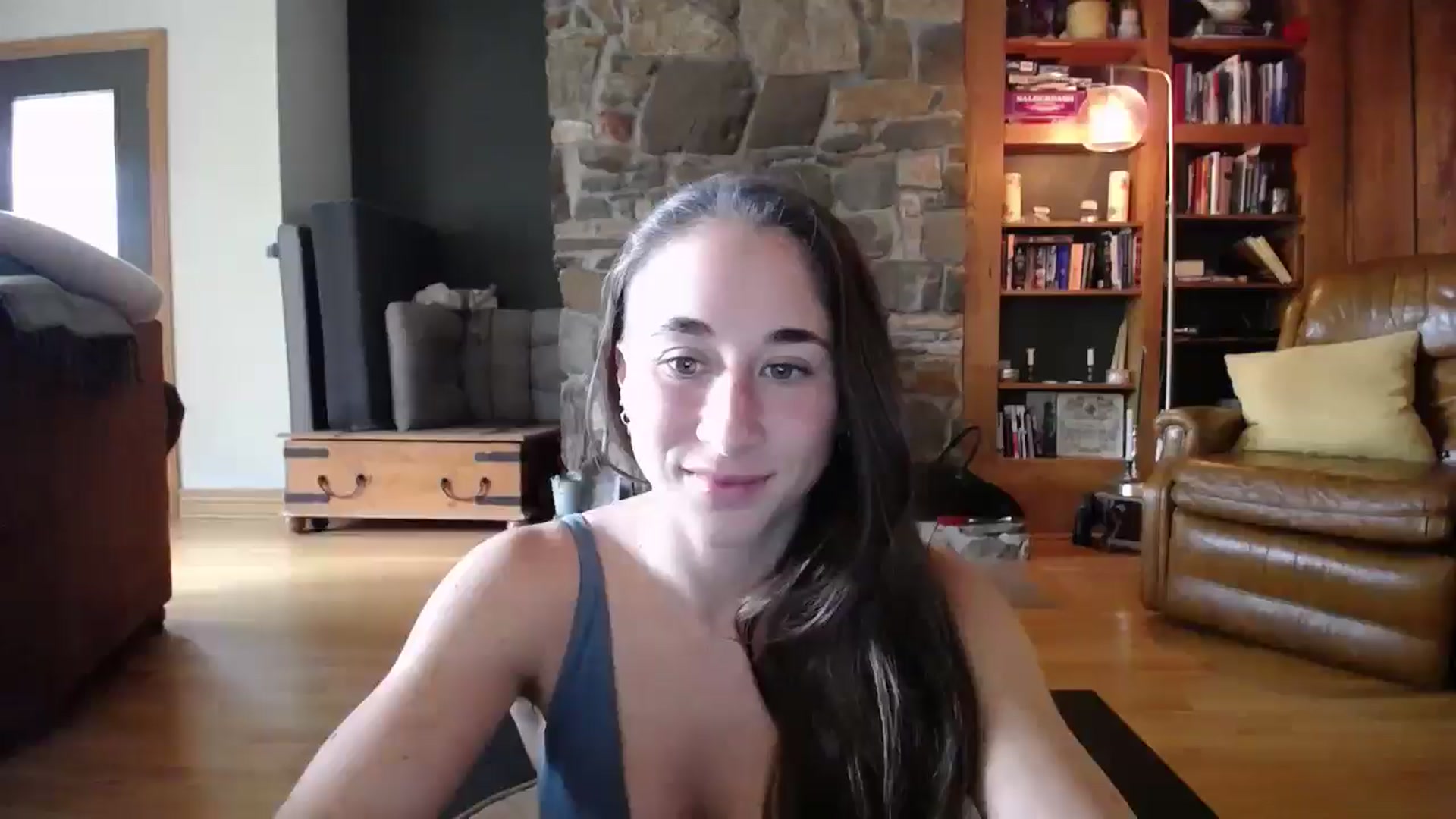 Gallery image thumbnail from Cutelittlefox's myfreecams stream on, 03/25/2025, 17:51 image 16 of 20