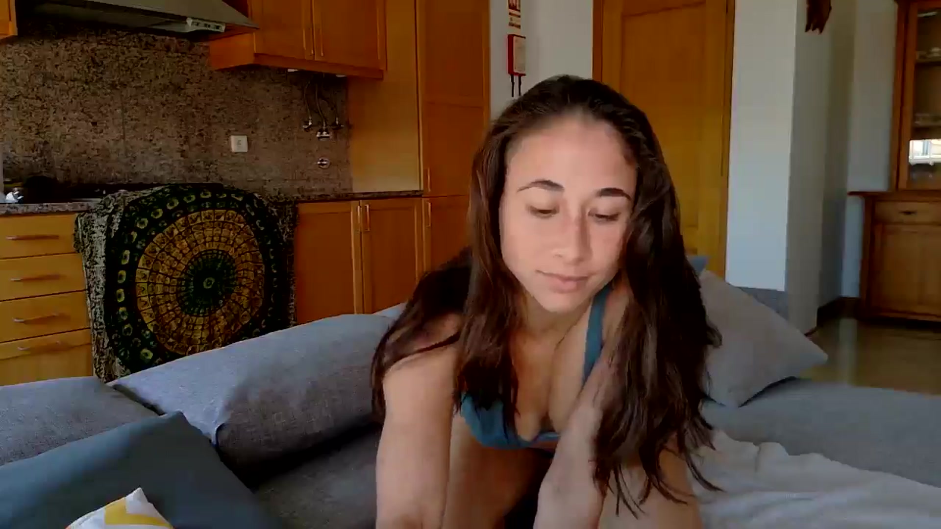 Gallery image thumbnail from Cutelittlefox's myfreecams stream on, 05/24/2025, 14:04 image 8 of 20