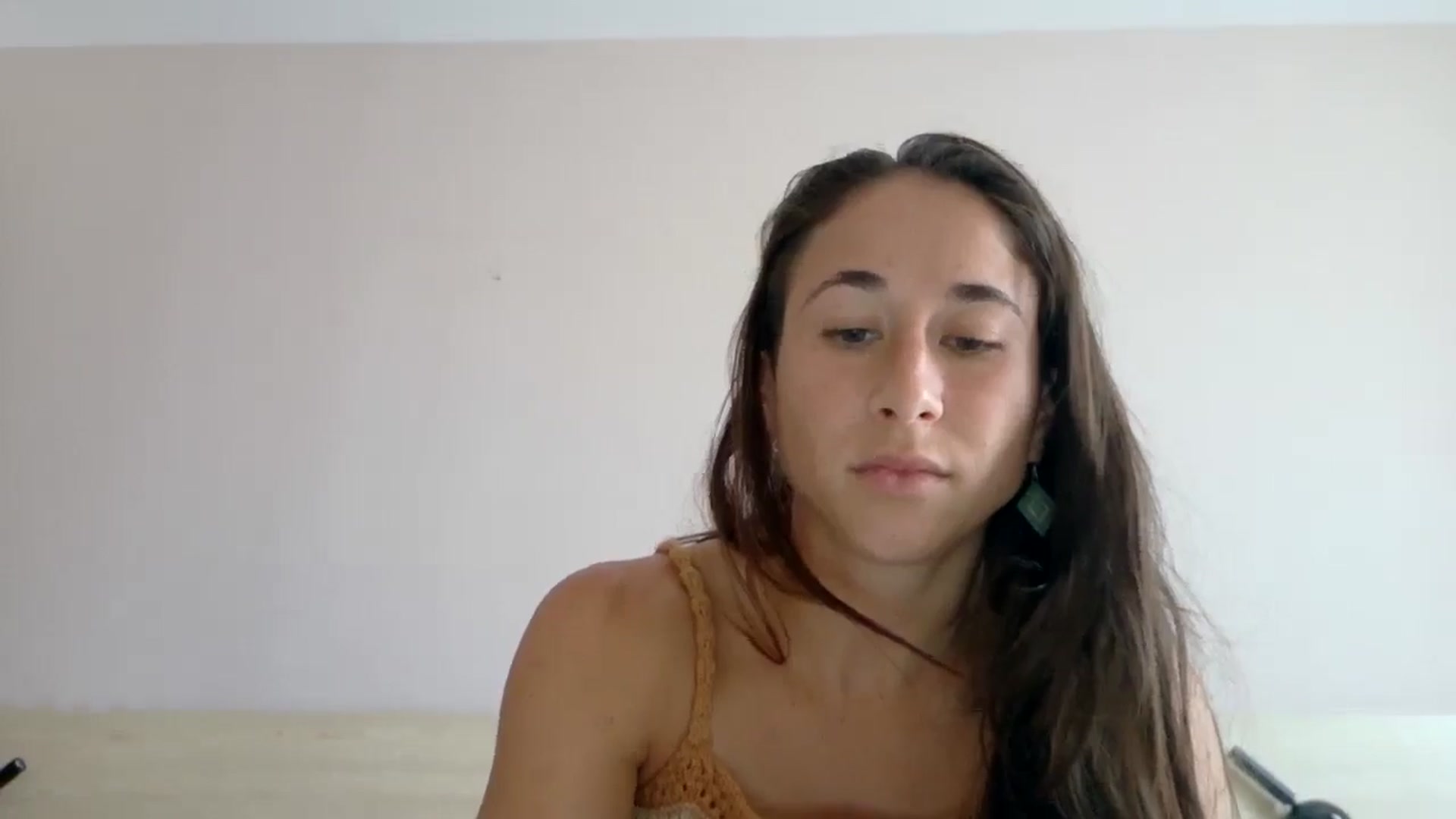 Gallery image thumbnail from Cutelittlefox's myfreecams stream on, 06/23/2025, 14:19 image 17 of 20