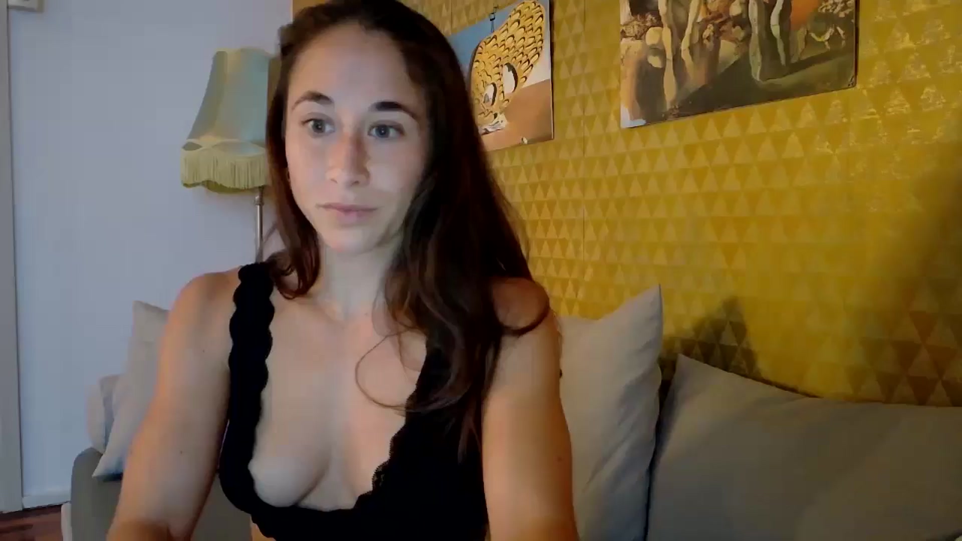 Gallery image thumbnail from Cutelittlefox's myfreecams stream on, 07/02/2025, 18:54 image 11 of 20