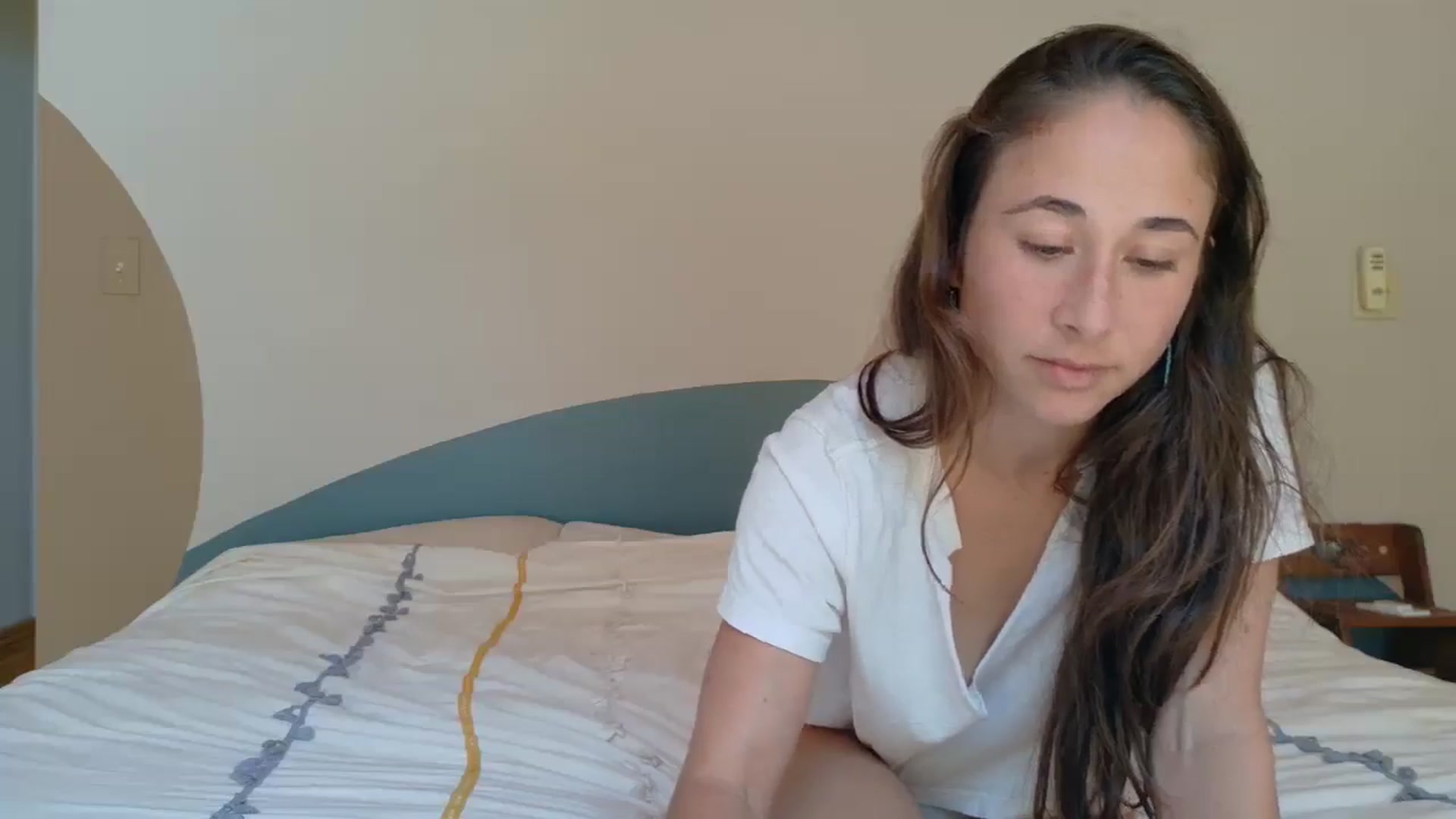 Gallery image thumbnail from Cutelittlefox's myfreecams stream on, 09/19/2025, 18:42 image 4 of 20