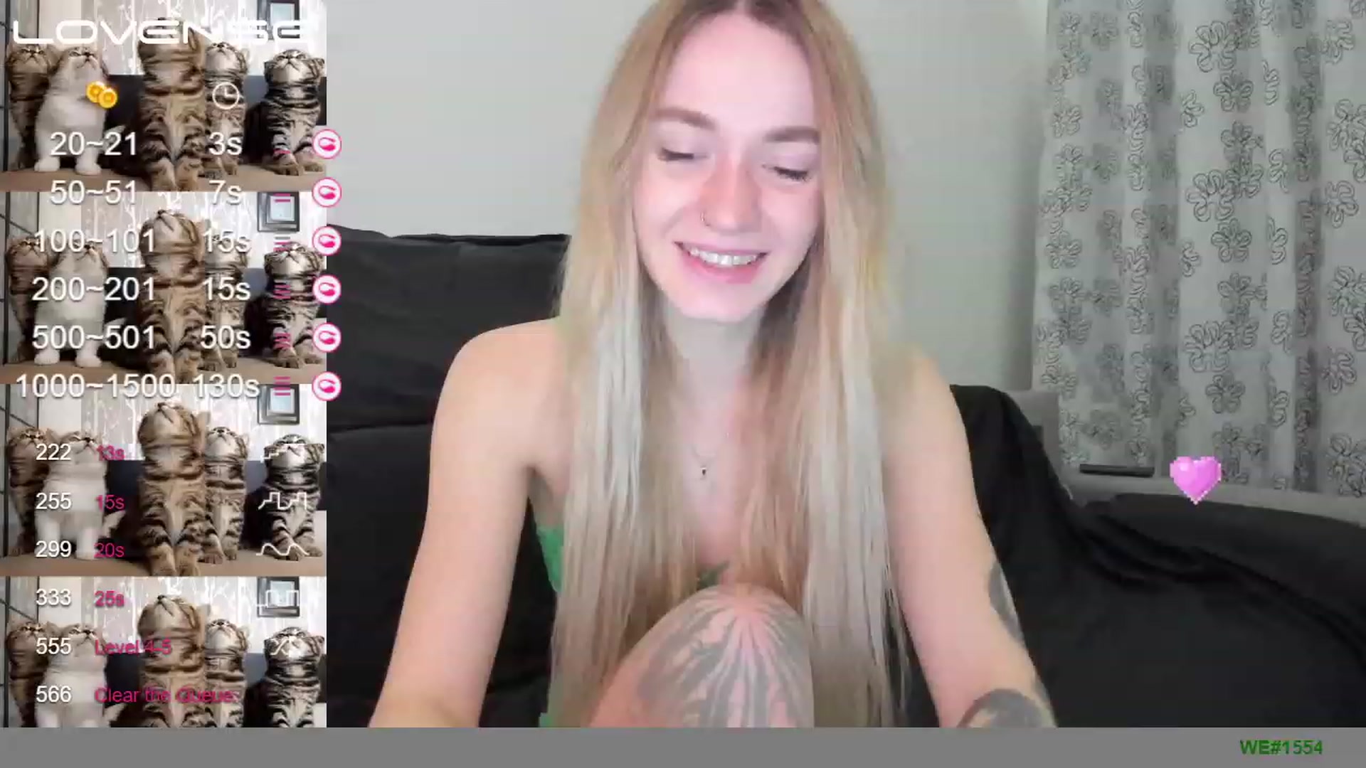 Gallery image thumbnail from Cutestdemon1's myfreecams stream on, 11/24/2022, 15:56 image 3 of 20