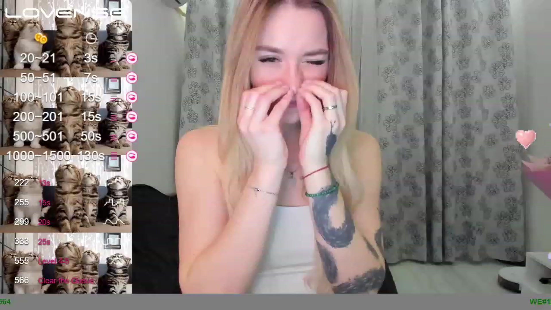 Gallery image thumbnail from Cutestdemon1's myfreecams stream on, 12/02/2022, 24:31 image 10 of 20
