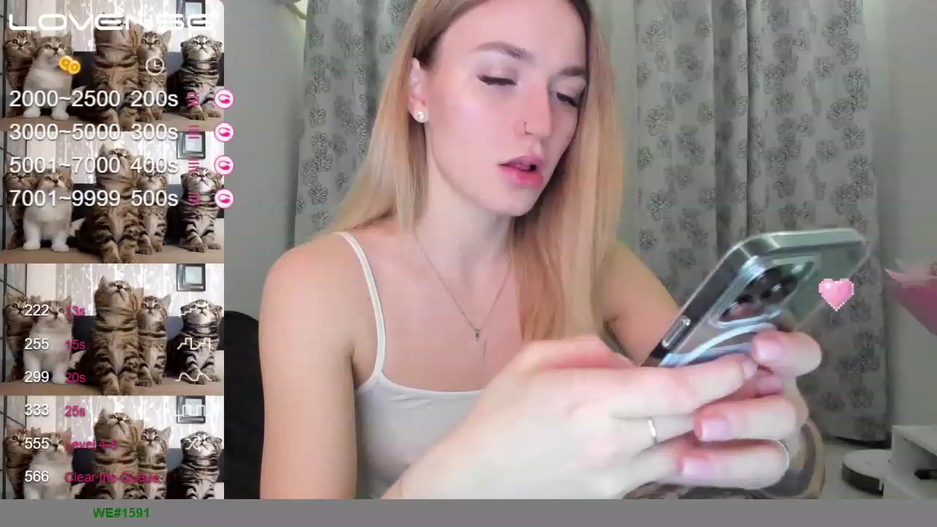 Gallery image thumbnail from Cutestdemon1's myfreecams stream on, 12/02/2022, 24:31 image 14 of 20