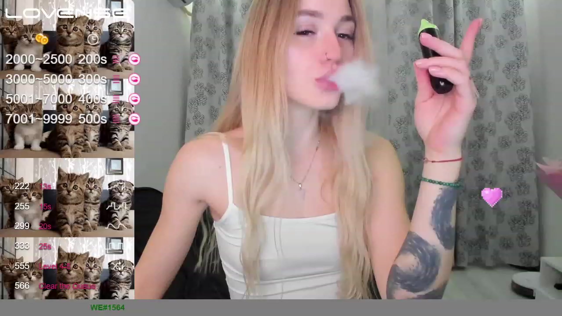 Gallery image thumbnail from Cutestdemon1's myfreecams stream on, 12/02/2022, 24:31 image 9 of 20