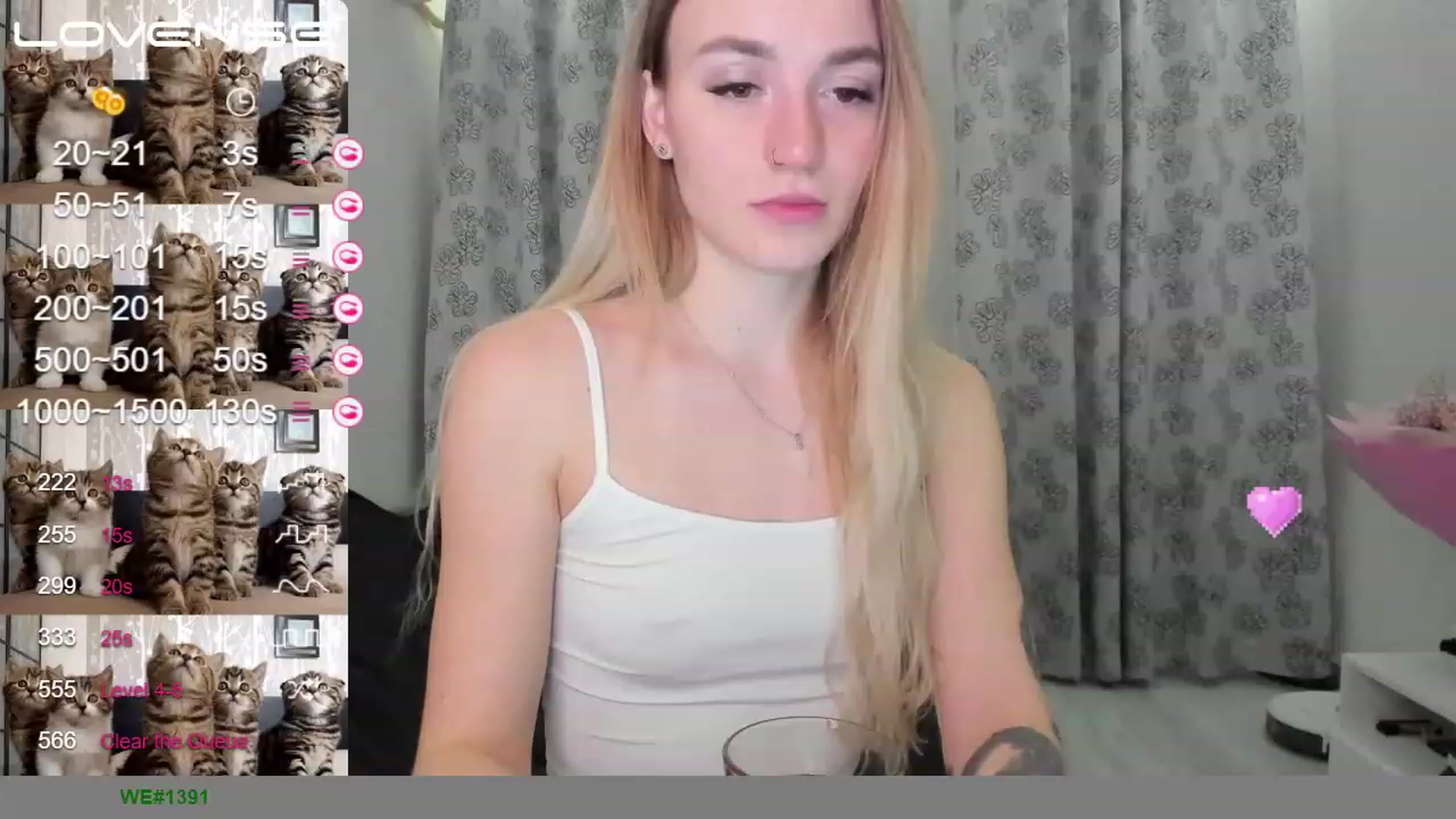 Gallery image thumbnail from Cutestdemon1's myfreecams stream on, 12/02/2022, 01:31 image 7 of 20
