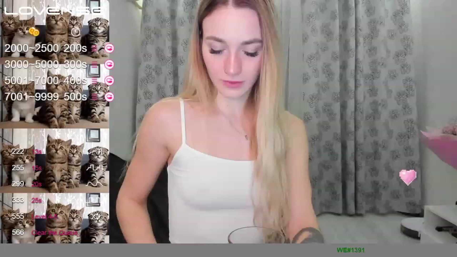 Gallery image thumbnail from Cutestdemon1's myfreecams stream on, 12/02/2022, 01:31 image 10 of 20