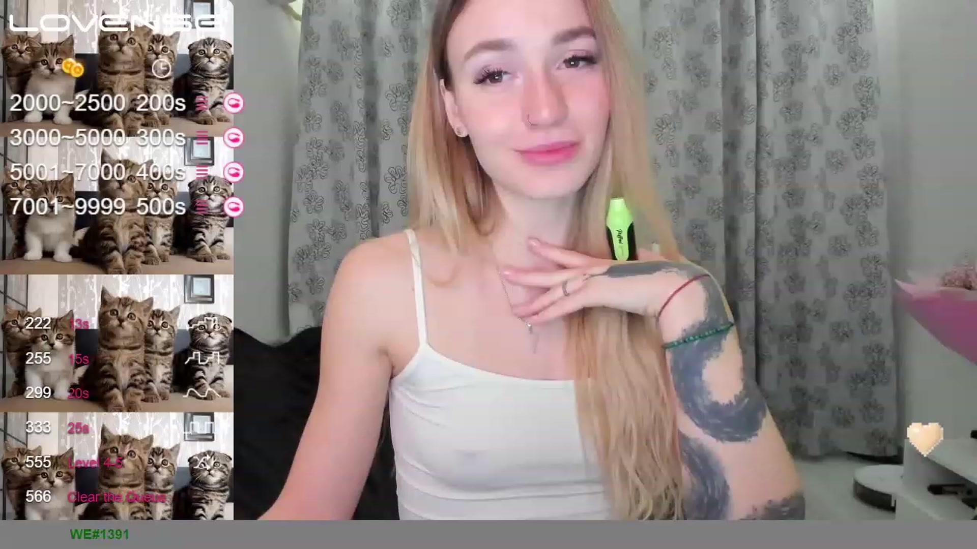 Gallery image thumbnail from Cutestdemon1's myfreecams stream on, 12/02/2022, 01:31 image 17 of 20